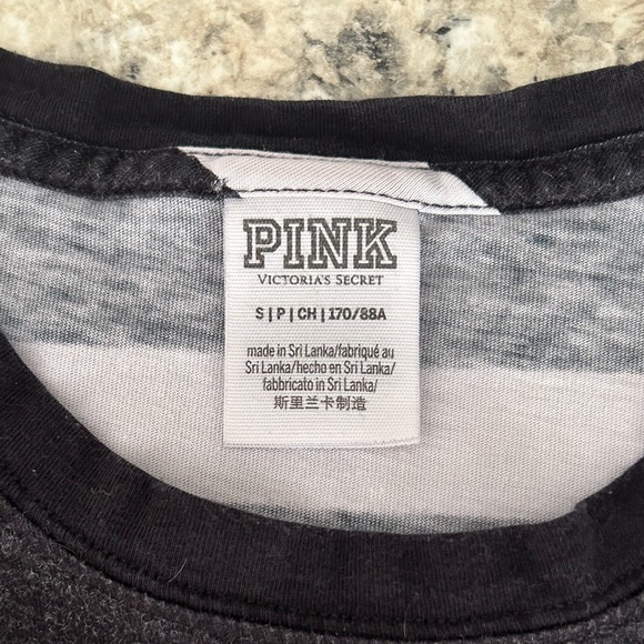 PINK Victoria’s Secret Striped Black Gray White Logo Long Sleeve Top Size S - Picture 5 of 8